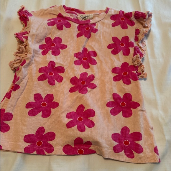 Jessica Simpson Other - Jessica Simpson Pink Floral Ruffle Shoulder Flutter Sleeve Shirt 6